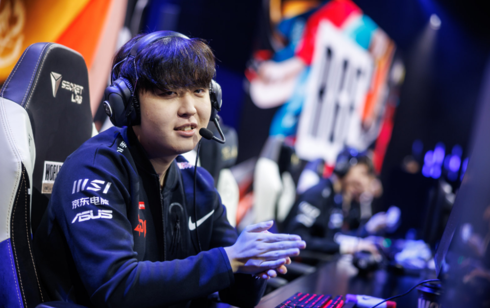 TeamEmpire险胜T1,369送出助攻 TeamEmpire险胜T1,369送出助攻