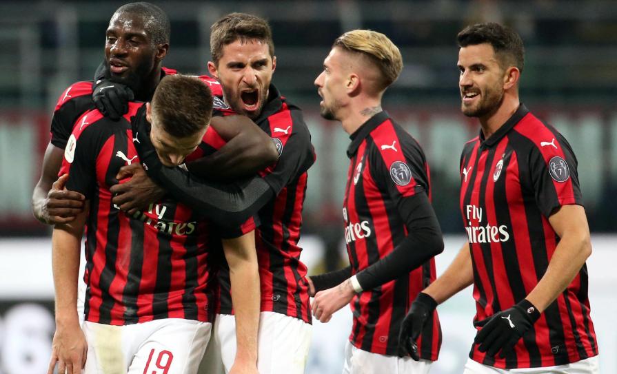 塞维利亚轻取AC米兰，萨拉赫关键制胜