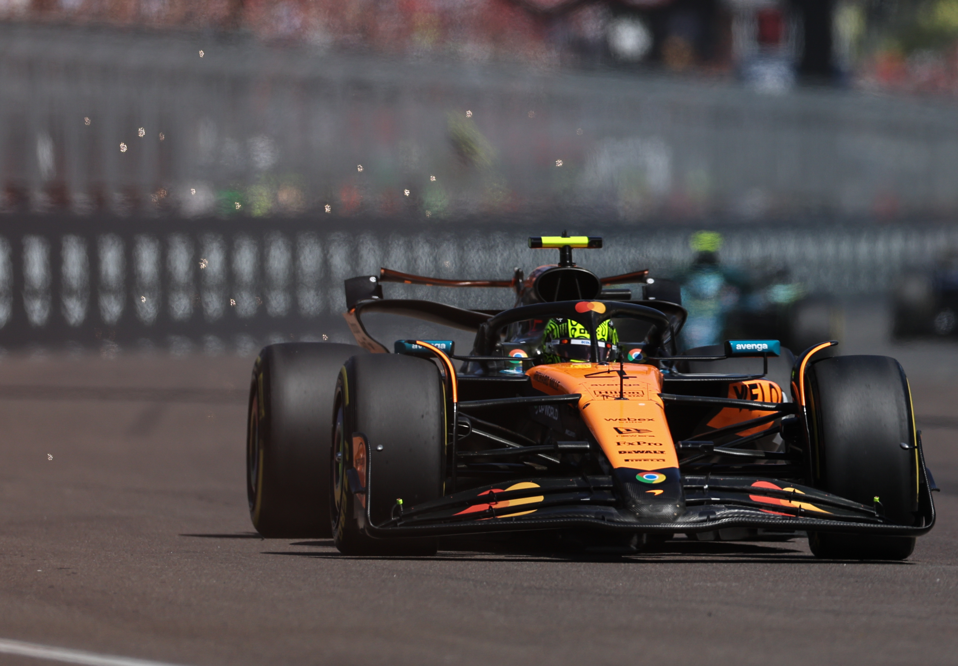 索伯车队完胜红牛二队,维斯塔潘扛起全队 索伯车队完胜红牛二队,维斯塔潘扛起全队