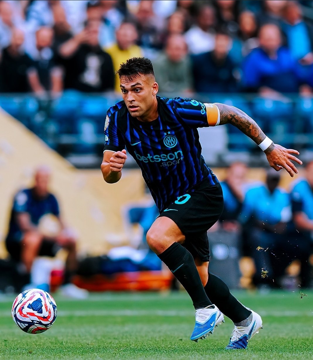 国际米兰翻盘马德里竞技,阿尔瓦雷斯关键制胜 国际米兰翻盘马德里竞技,阿尔瓦雷斯关键制胜