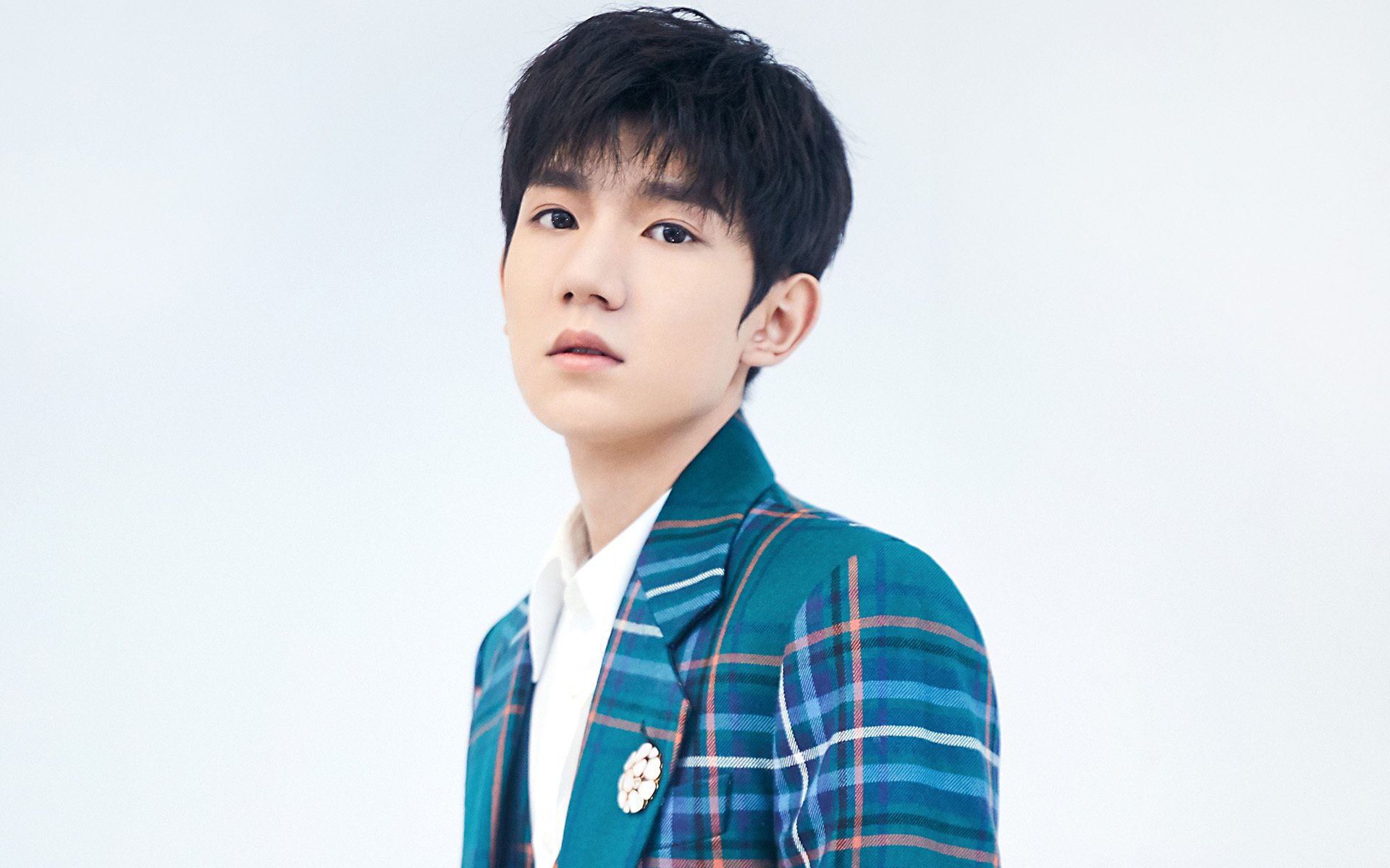 铁血碾压，当罗马军团的重锤敲响里昂的丧钟，卡塞米罗如何以孤高交响乐指挥一场欧战征服