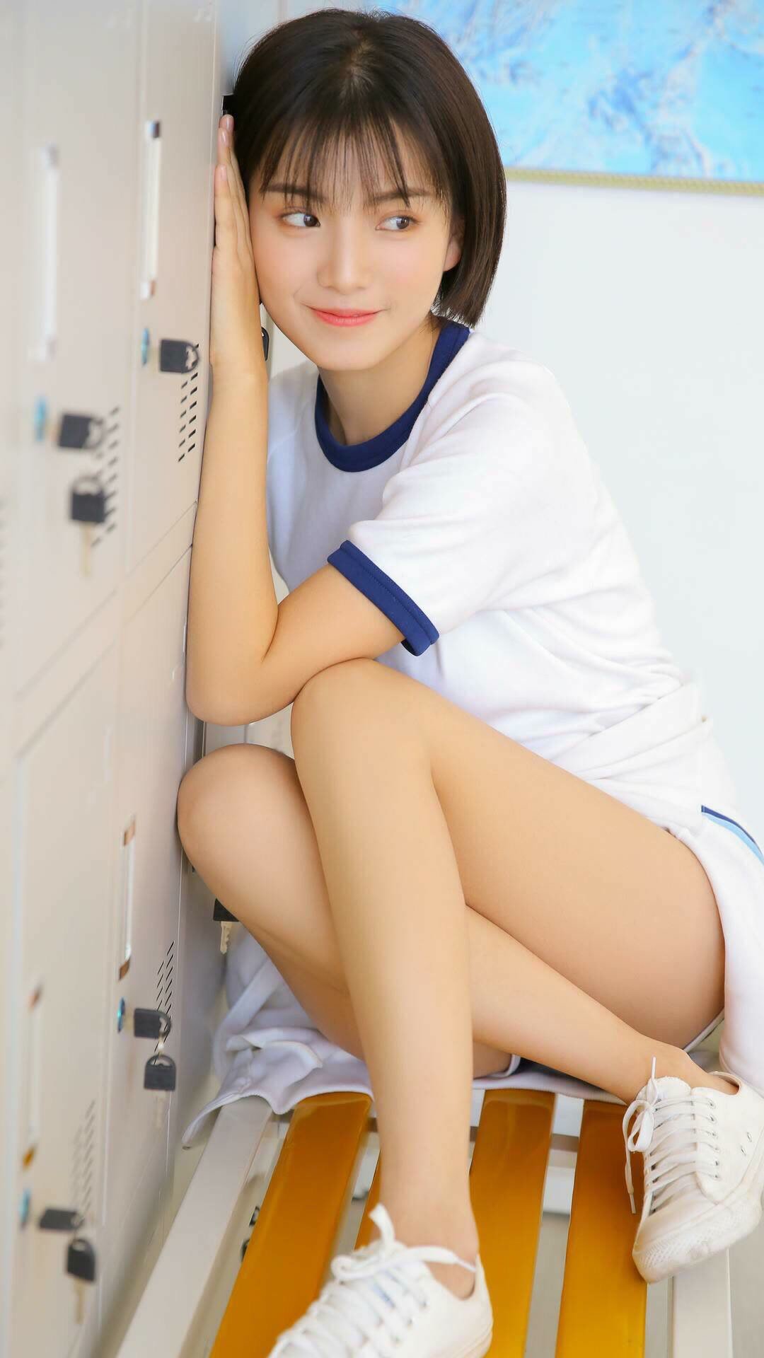 无冕之王的加冕礼，斯通斯在德甲争冠夜的孤独圣殿