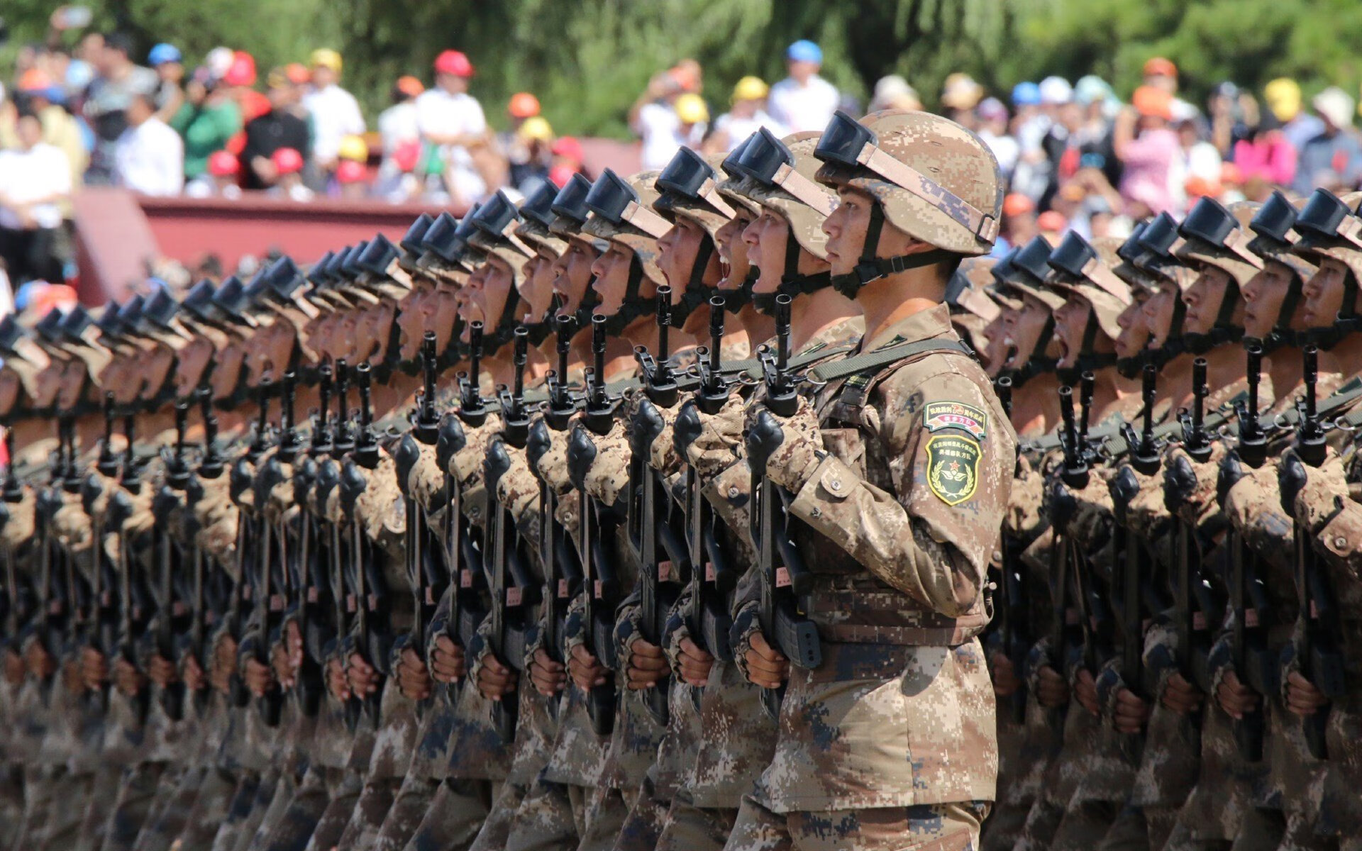 莱奥赛后评分拉满！乌克兰红海奇迹，当足球场化作出埃及的战场
